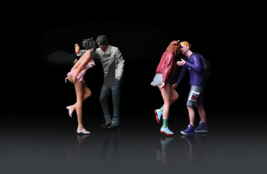 1:64 Intimate Lover Doll Set