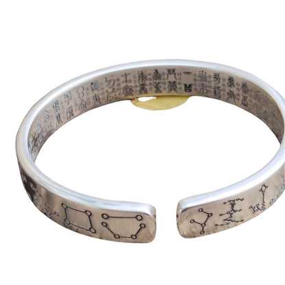 28 Stars Engraved Open Bracelet