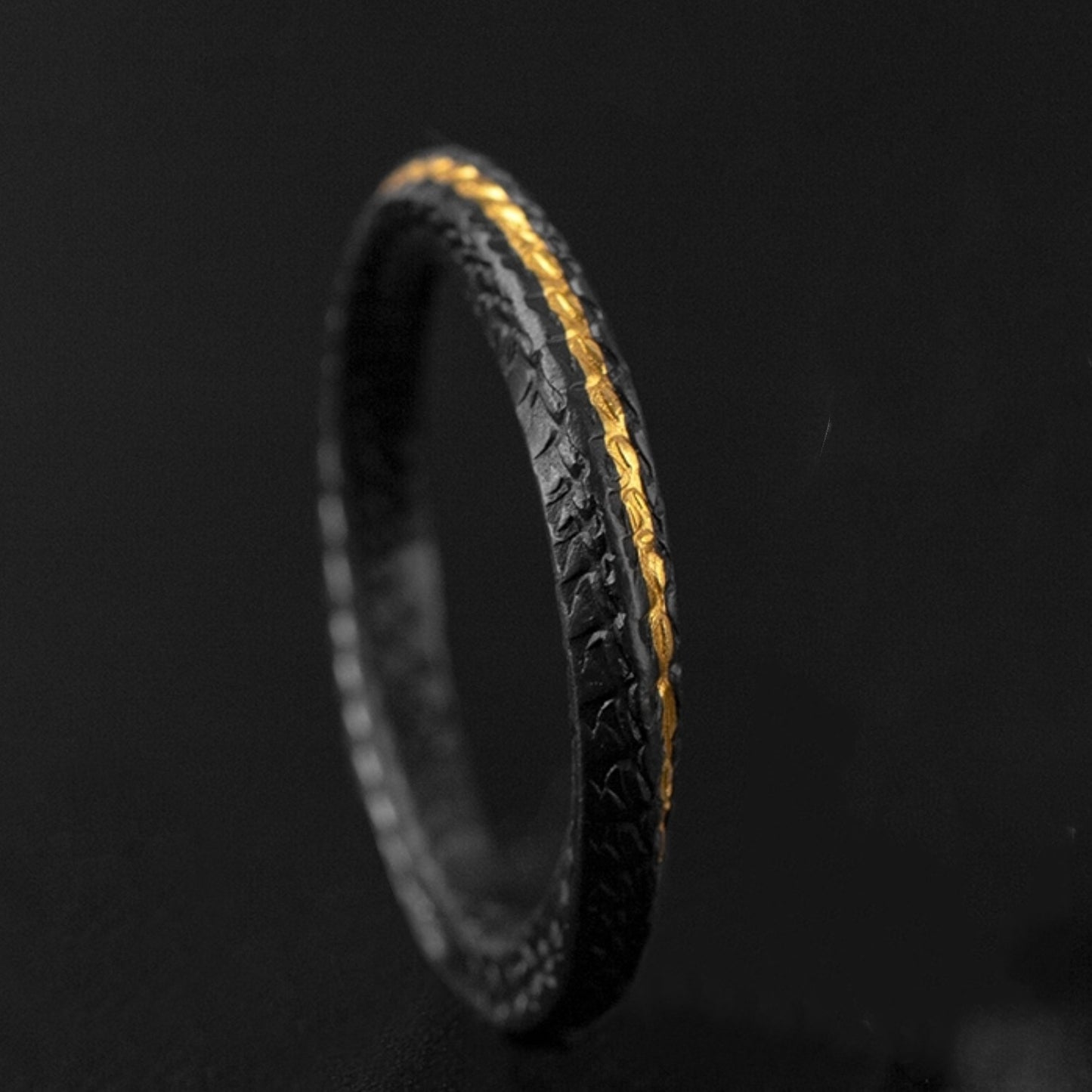 Chiba Thai Mobius Ring