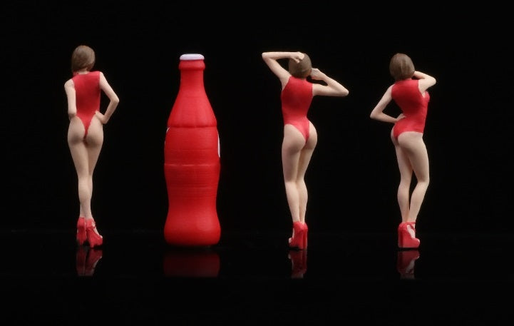 1:64 Coca Cola Beauty Doll Set
