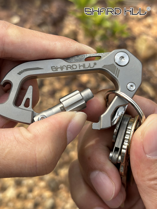 Multifunctional Carabiner Keychain