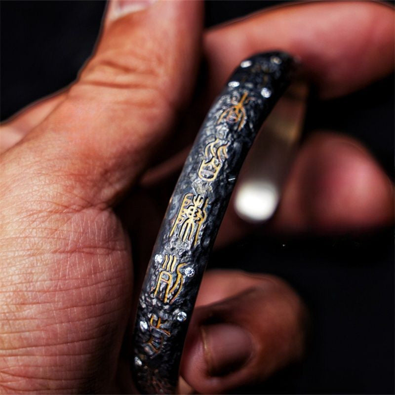 Nine Character Mantra Retro Open Bracelet