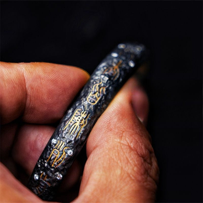 Nine Character Mantra Retro Open Bracelet