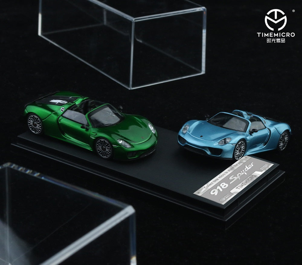 1:64 Porsche 918 Alloy Car Model With Doll