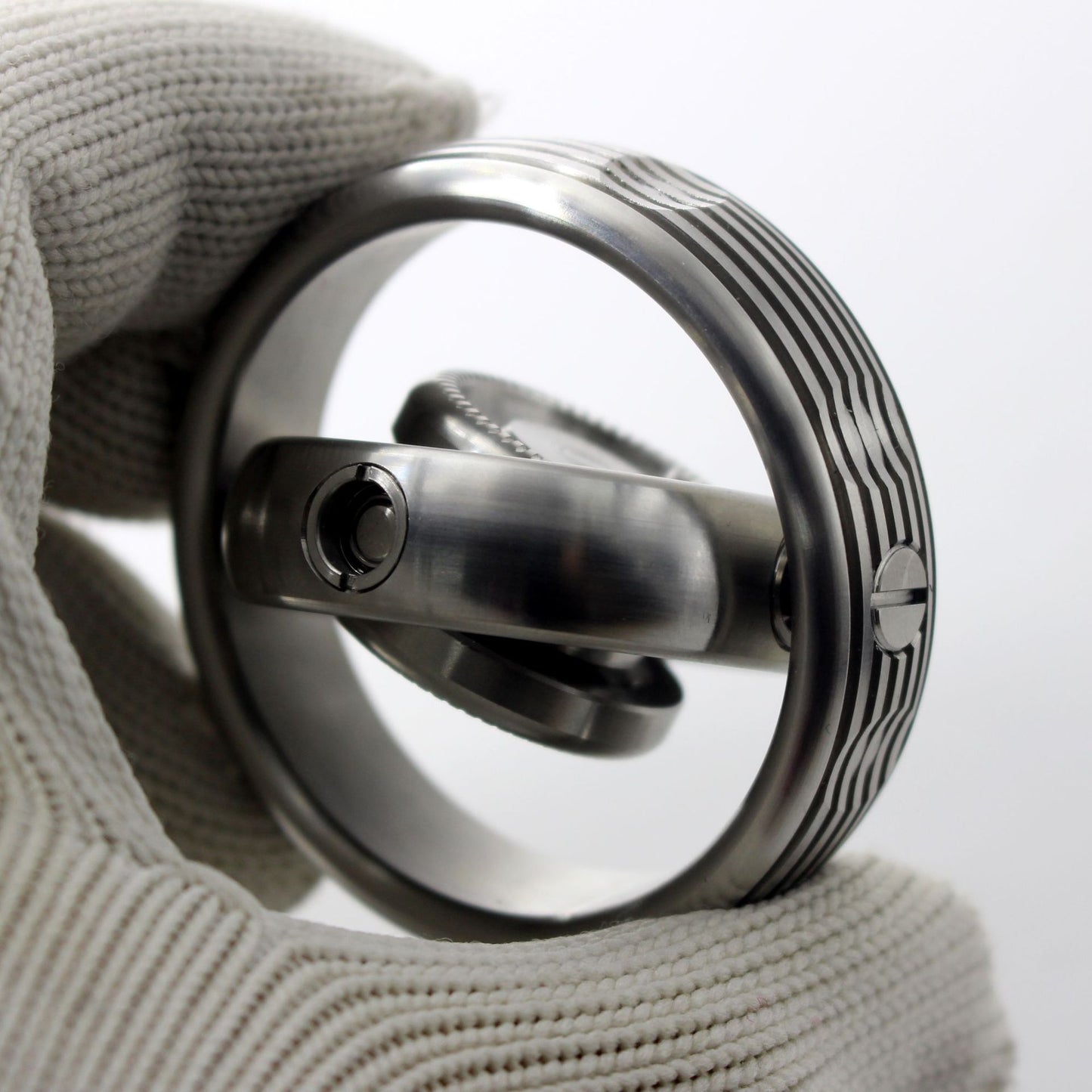 EDC Metal Fingertip Gyro Decompression Toy
